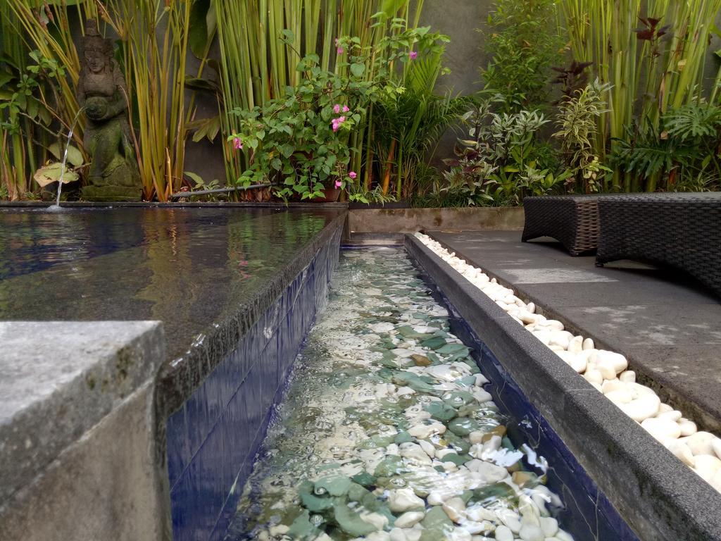 Villa Esa Ubud Buitenkant foto