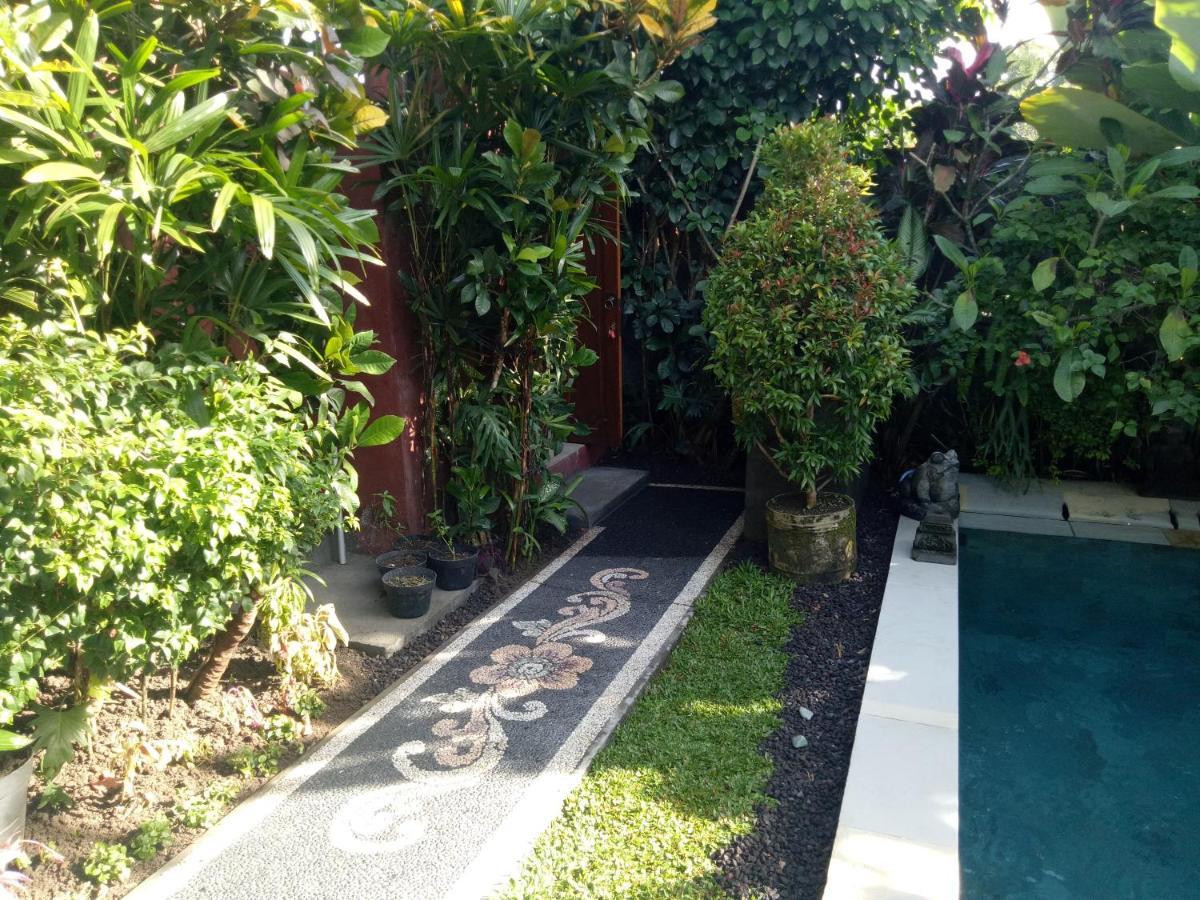 Villa Esa Ubud Buitenkant foto