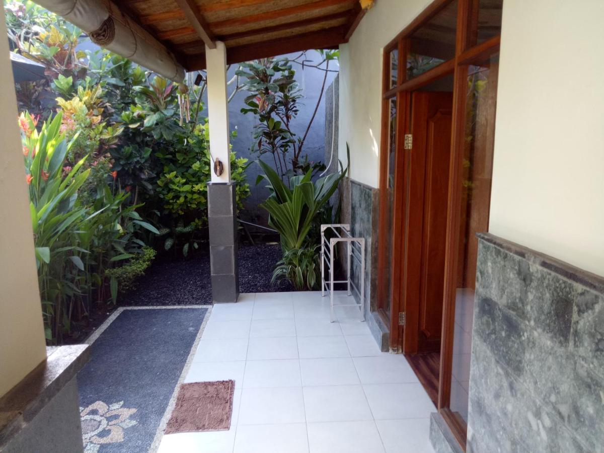 Villa Esa Ubud Buitenkant foto